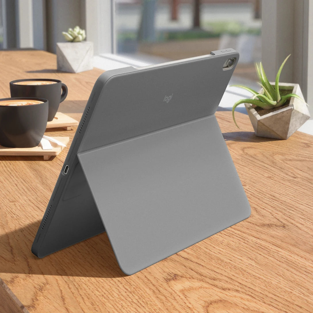 Logitech Combo Touch Keyboard Case (for iPad Air)
